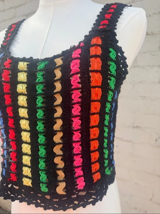 Alice + Olivia Lorri Crochet Tank Top Black / Multi Size S - Picture 11 of 14